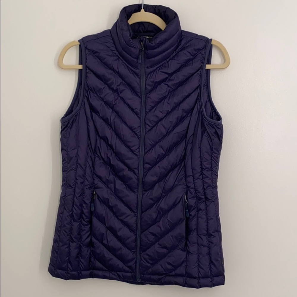 32 degrees dark purple vest